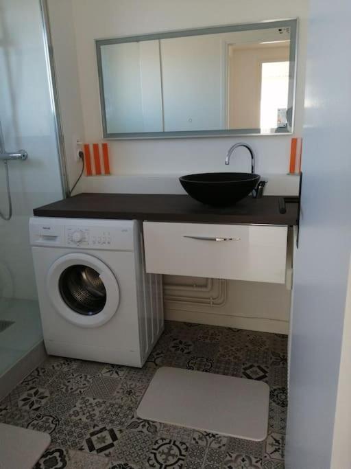 Bel Appartement Au Bord De L'Allier Classe 4* Vichy Eksteriør billede